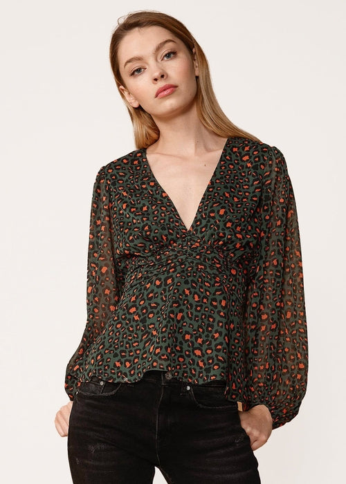 Bluse mit V-Ausschnitt und Puffärmeln im Leopardenmuster