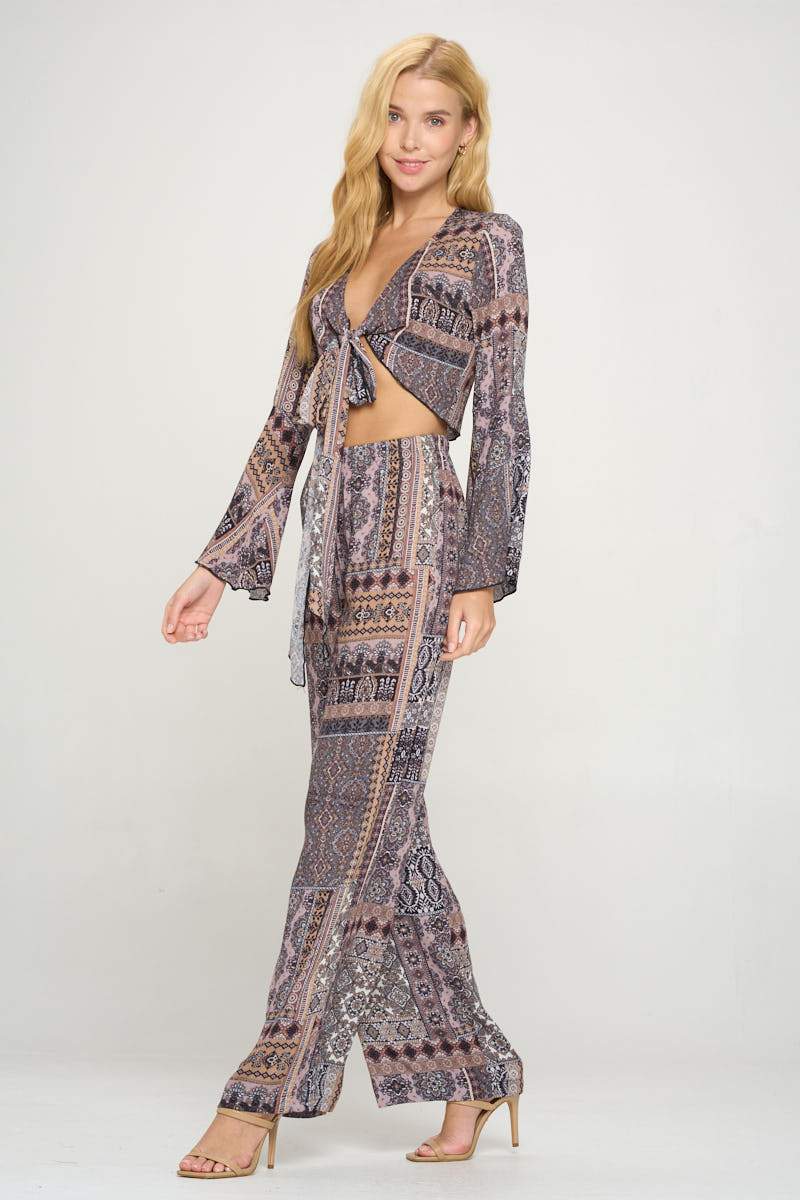 Boho Chic – Crop-Set mit Glockenärmeln & weitem Bein